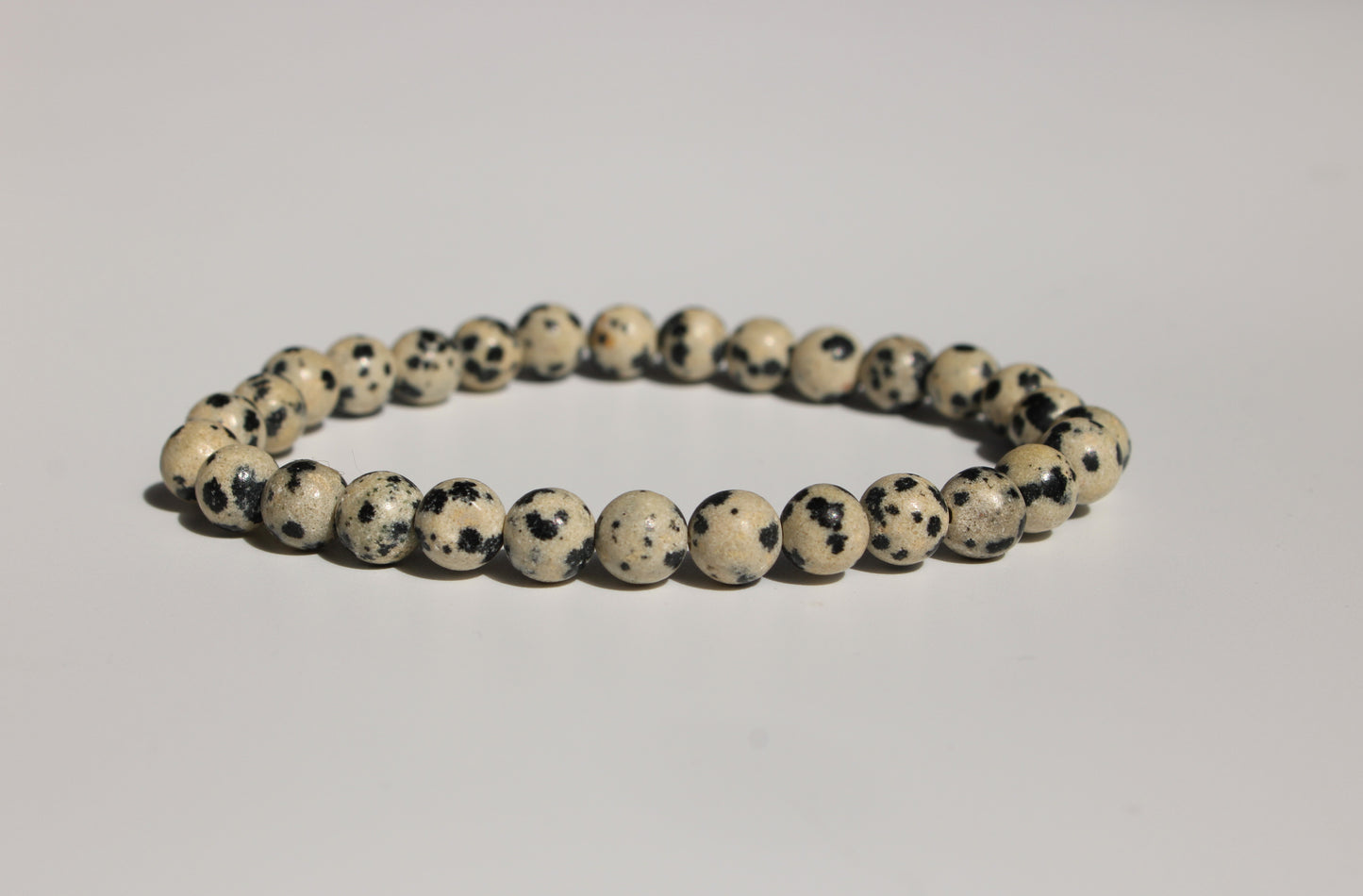 Dalmatiër jaspis dames armband - 6 mm kraal