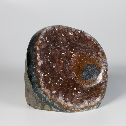 Galaxy Amethist met stalactiet - Standvlak